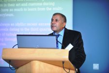 Азербайджан принял участие в конференции "Природные краски в истории и археологии" во Франции (фото)