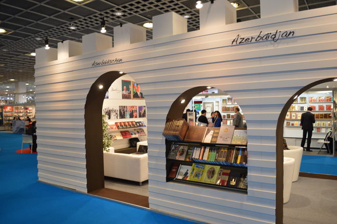 Азербайджан представлен на крупнейшей книжной ярмарке мира Frankfurter Buchmesse (фото)