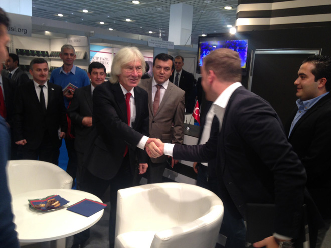 Азербайджан представлен на крупнейшей книжной ярмарке мира Frankfurter Buchmesse (фото)