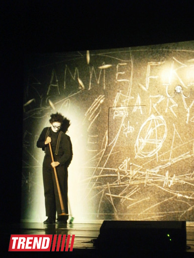 В Баку "Животные и дети занимают улицы":  ничего подобного вы еще не видели! (фото)