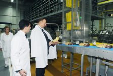 Президент Азербайджана принял участие в открытии хлебозавода и парка в Хатаинском районе Баку (ФОТО)