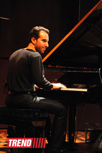 Жерар Депардье принял участие в открытии Бакинского международного джаз-фестиваля (фото)