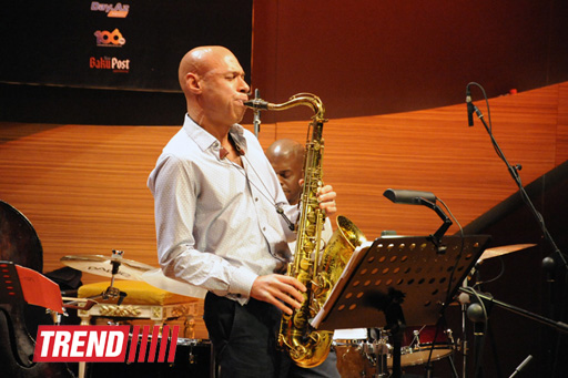 Жерар Депардье принял участие в открытии Бакинского международного джаз-фестиваля (фото)