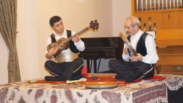 Звуковые возможности азербайджанского тара представлены на международном круглом столе в Москве (фото)