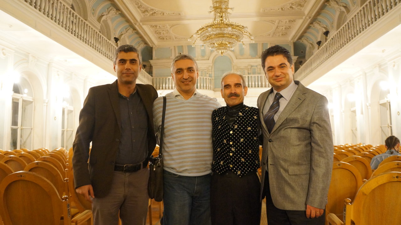 Звуковые возможности азербайджанского тара представлены на международном круглом столе в Москве (фото)