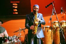 В Баку состоялся концерт всемирно известного джазмена, обладателя премии Грэмми Кенни Гарретта (фото)