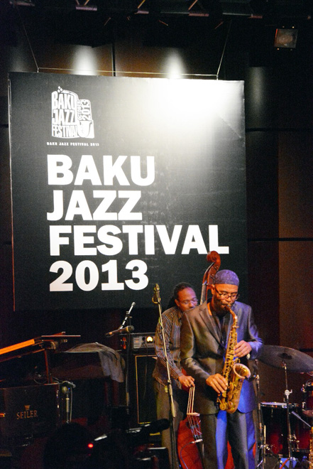В Баку состоялся концерт всемирно известного джазмена, обладателя премии Грэмми Кенни Гарретта (фото)