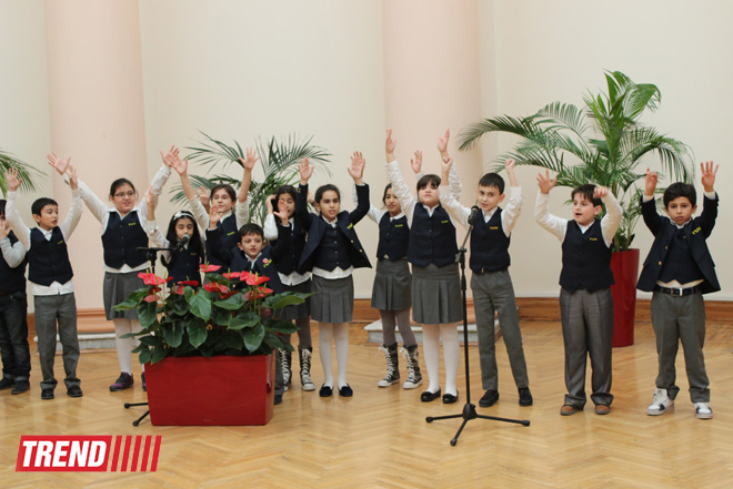 Памяти Сары Манафовой дети посвятили гимн на композицию Майкла Джексона (фото)