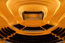 Новая фотосессия здания Центра Гейдара Алиева