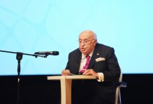 Президент Ильхам Алиев: Баку превратился в один из центров  международного сотрудничества (версия 3) (ФОТО)