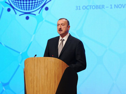 Президент Ильхам Алиев: Баку превратился в один из центров  международного сотрудничества (версия 3) (ФОТО)