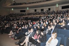 Лейла Алиева посмотрела оперу "Сибирь" итальянского композитора Умберто Джордано в Центре Гейдара Алиева (ФОТО)