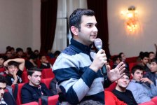 Председатель Фонда молодежи при Президенте Азербайджана встретился со студентами Бакинской высшей школы нефти