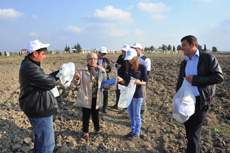 На раскопках средневекового города Агсу и Башни Мехраван организован лагерь по изучению культурного наследия (фото)