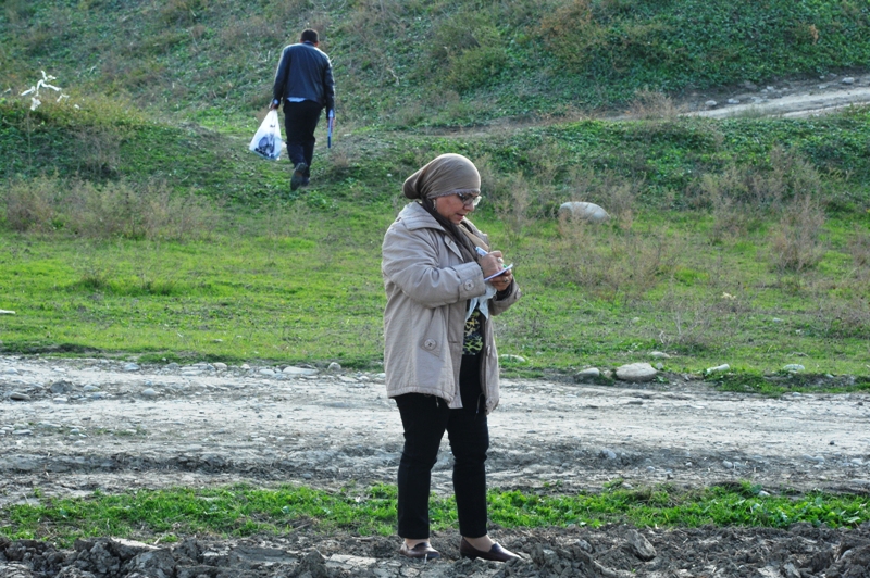 На раскопках средневекового города Агсу и Башни Мехраван организован лагерь по изучению культурного наследия (фото)