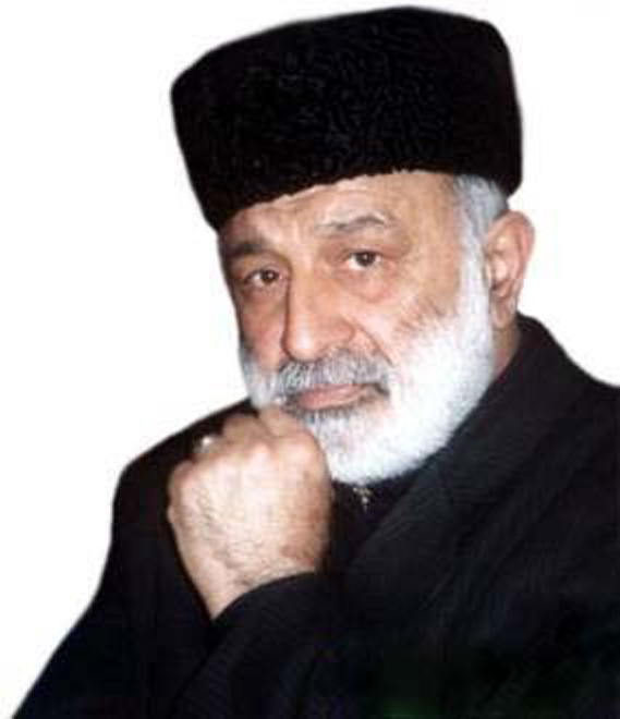 Баба Пюнхан - 65 лет: Поэт-сатирик, свою первую газель написал в 13 лет (фото)