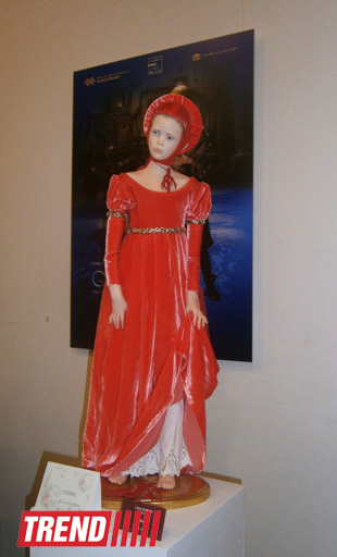 В Баку состоялось открытие II международной биеннале кукол "Fusion Dolls" (ФОТО)