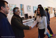 В Гяндже представлены работы молодых художников (фото)