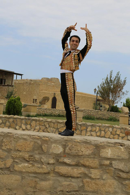 Танцор Ильхам Керимли реализовал проект "Воин и Матадор" (фото)