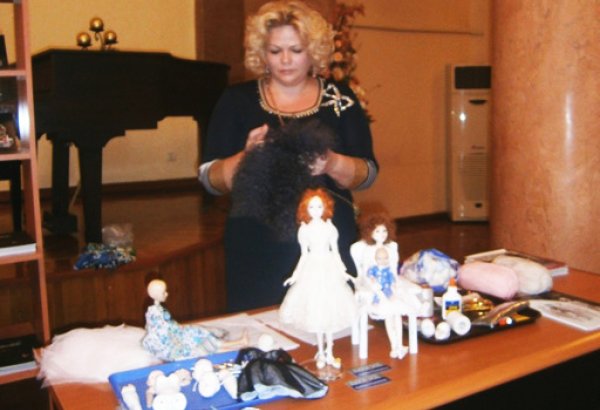 В Баку состоялась презентация веб-сайта арт-галереи "Кукла" (фото)