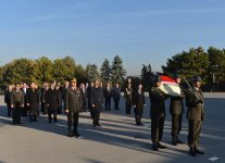 Президент Азербайджана посетил Мавзолей Ататюрка (ФОТО)