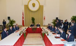 Президент Азербайджана встретился с председателем парламента Турции (ФОТО)