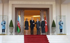 В Анкаре состоялась церемония официальной встречи Президента Азербайджана (ФОТО)