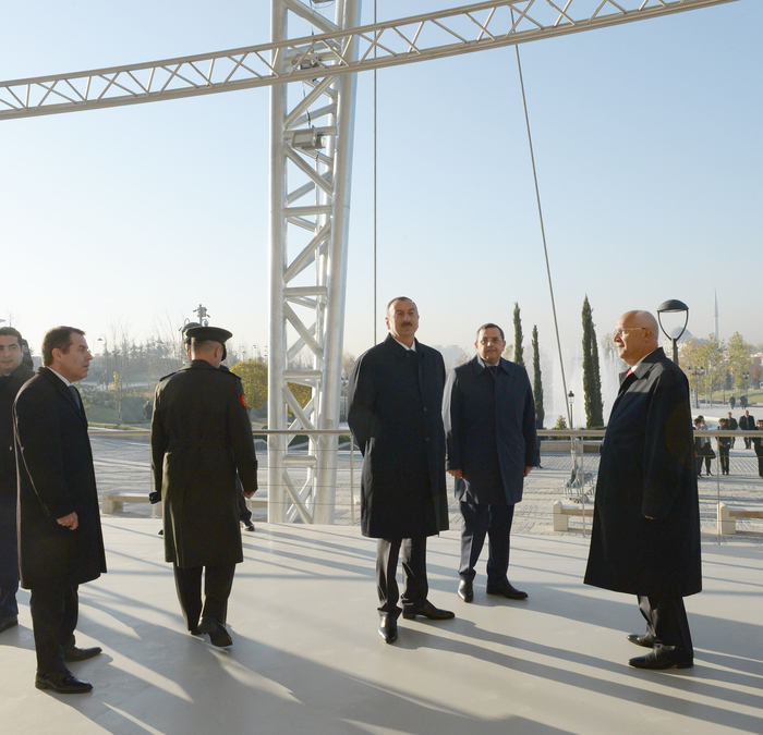 Президент Азербайджана ознакомился с парком Гейдара Алиева в Анкаре (ФОТО)