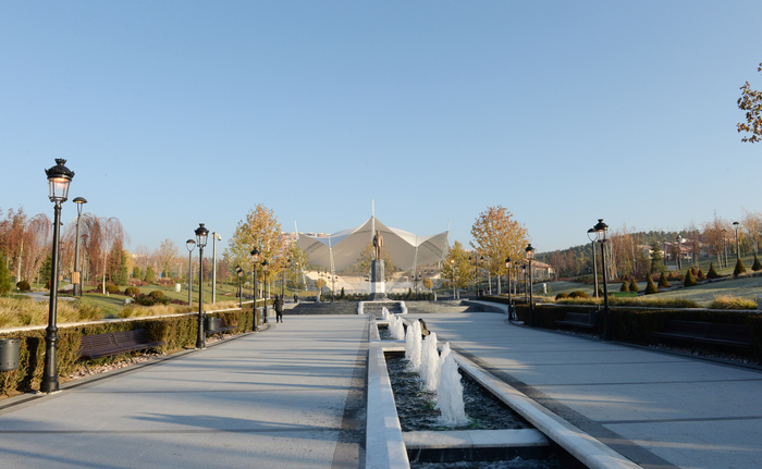 Президент Азербайджана ознакомился с парком Гейдара Алиева в Анкаре (ФОТО)