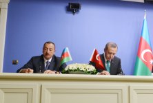 Азербайджан и Турция подписали семь документов (ФОТО)