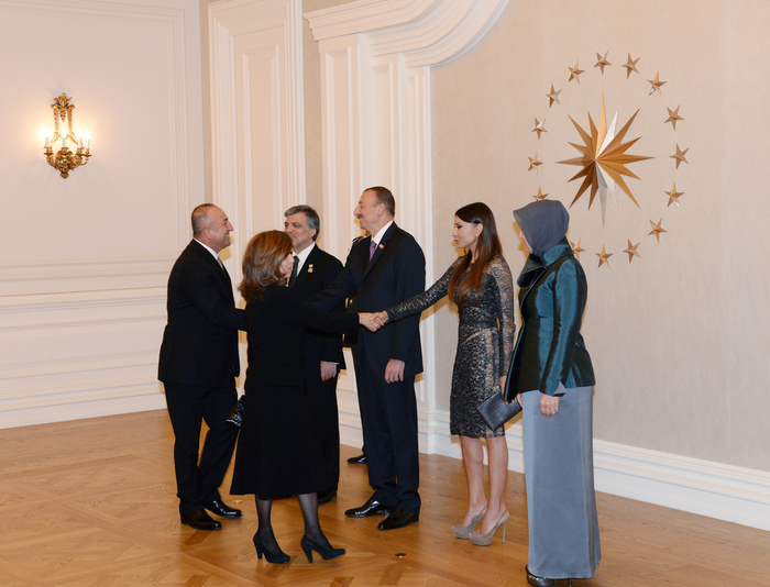 Президент Ильхам Алиев: Турецко-азербайджанское единство обусловливает единство тюркоязычных государств (ФОТО)