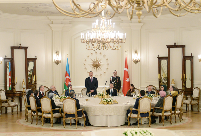 Президент Ильхам Алиев: Турецко-азербайджанское единство обусловливает единство тюркоязычных государств (ФОТО)