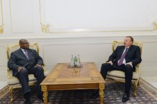 Президент Азербайджана принял верительные грамоты новоназначенных послов Анголы и Джибути