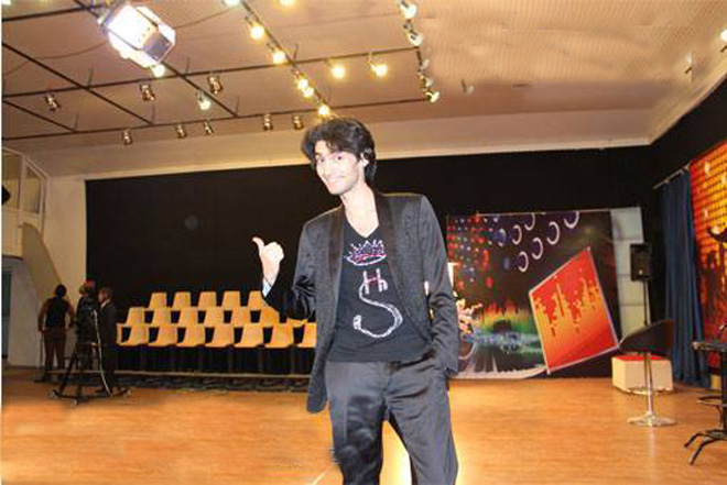 Исполнитель Гамид Султан стал ведущим телепроекта “Açar şou” (фото)