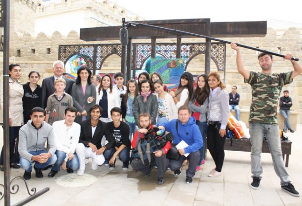 На телеканале "Мир" показан фильм "Свои люди. Азербайджан" (ФОТО)