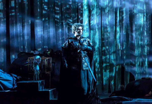 Авез Абдуллаев исполнил главную роль в спектакле "Макбет" на фестивале в Италии (ФОТО)