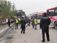 В Баку проведена акция по пропаганде ПДД - нарушение правил остановки и стоянки  (ФОТО)