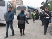 В Баку проведена акция по пропаганде ПДД - нарушение правил остановки и стоянки  (ФОТО)