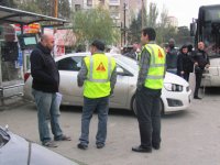 В Баку проведена акция по пропаганде ПДД - нарушение правил остановки и стоянки  (ФОТО)