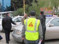 В Баку проведена акция по пропаганде ПДД - нарушение правил остановки и стоянки  (ФОТО)