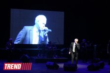 В Баку состоялся концерт Валерия Меладзе "20 историй о любви" (ФОТО)