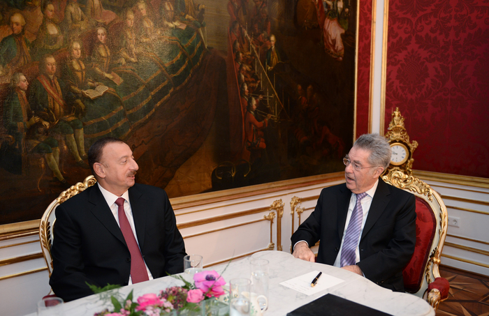 Ильхам Алиев встретился с Президентом Австрии (ФОТО)