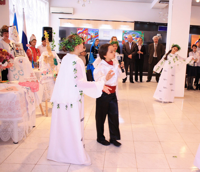 В Баку прошло мероприятие, посвященное мегапроекту "Города России" (ФОТО)