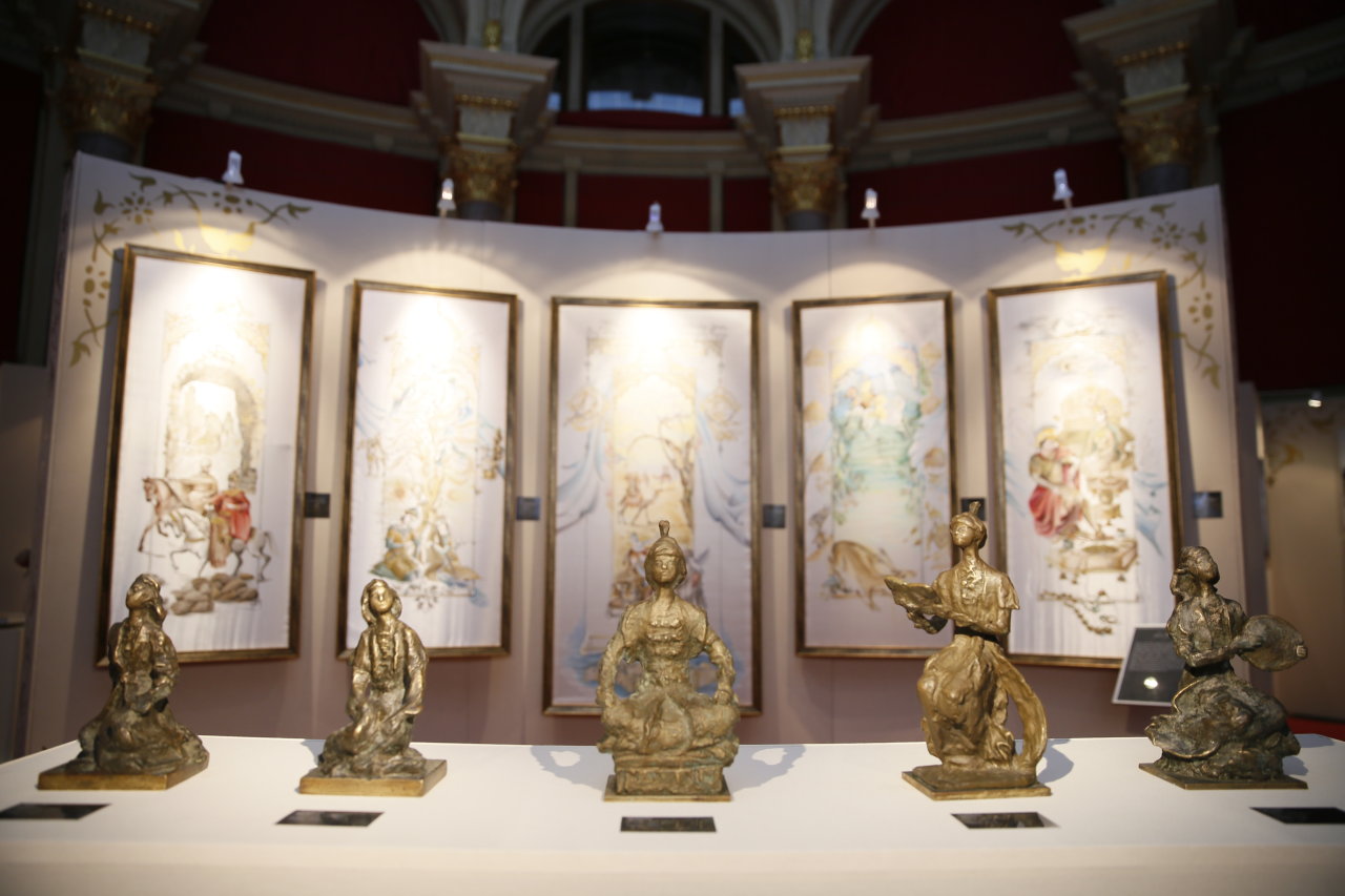 При организации Фонда Гейдара Алиева в Страсбурге прошли очередные мероприятия, посвященные Низами Гянджеви (ФОТО)