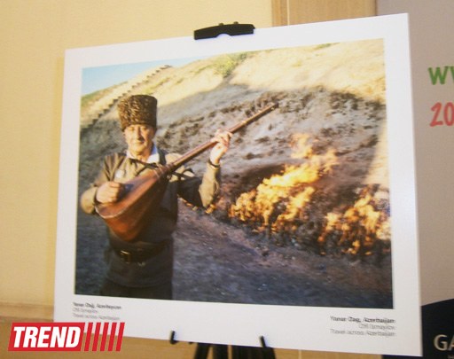 В Баку представлены работы участников конкурса "Страна огней" (ФОТО)