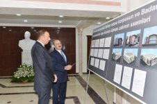 Ильхам Алиев ознакомился со зданием исполнительной власти Сабаильского района Баку после капремонта (ФОТО)