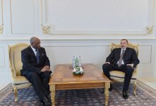 Президент Азербайджана принял верительные грамоты посла Замбии