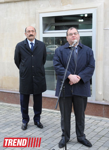 В Баку состоялось открытие барельефа Расима Оджагова (фото)