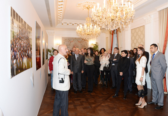 Мехрибан Алиева приняла участие в выставке «Азербайджан – пространство толерантности» в Париже (версия 2) (ФОТО)