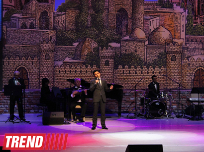 В Баку состоялся праздничный вечер, посвященный 100-летию певца, актера и архитектора Мирзы Бабаева (ФОТО)